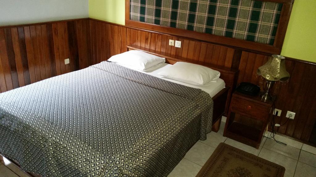SAFFANA hôtel Douala Ngoại thất bức ảnh